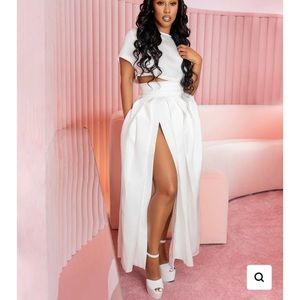 2 piece all white size L